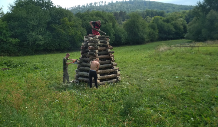 Pálenie vatry SNP august 2018
